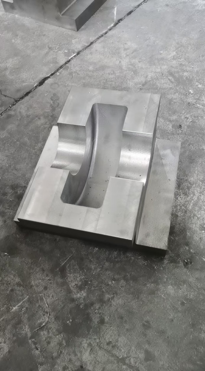 1746940243859002459.jpg